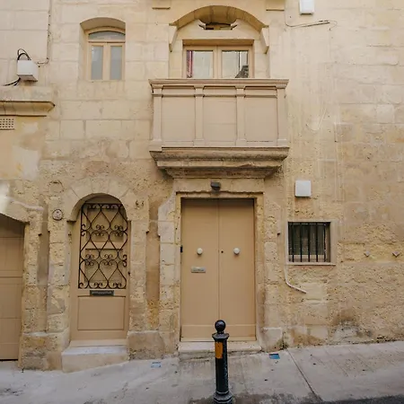 Lägenhet Augustinian By Vallettastay Valletta