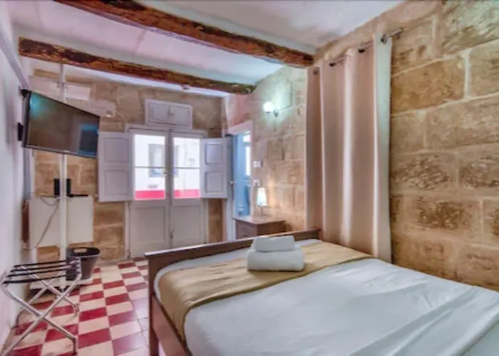 Augustinian By Vallettastay *